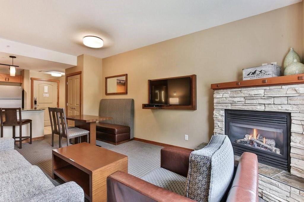 B&B Falcon Crest Lodge 1Br 1Pullout Canmore Exterior foto