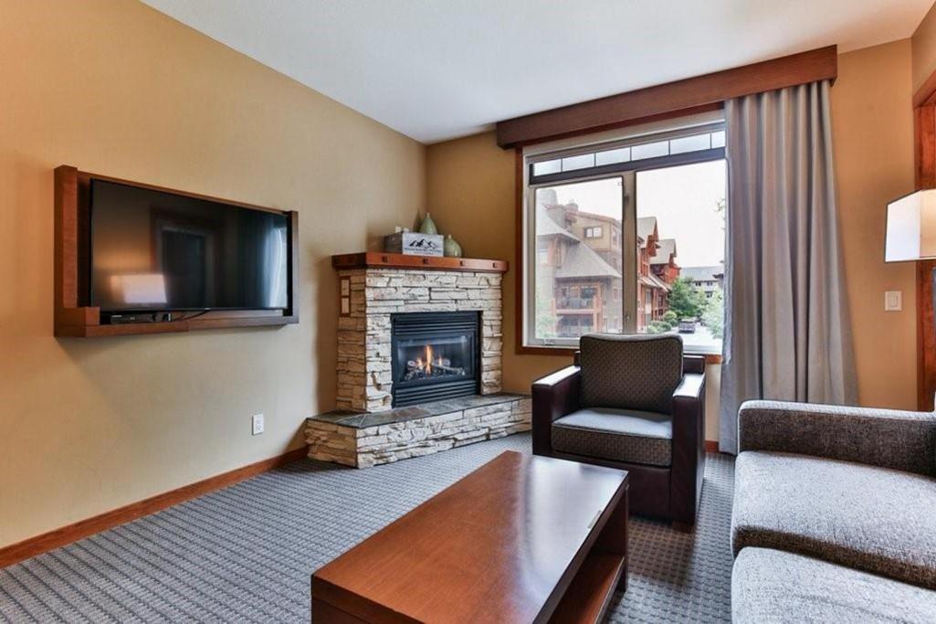 B&B Falcon Crest Lodge 1Br 1Pullout Canmore Exterior foto